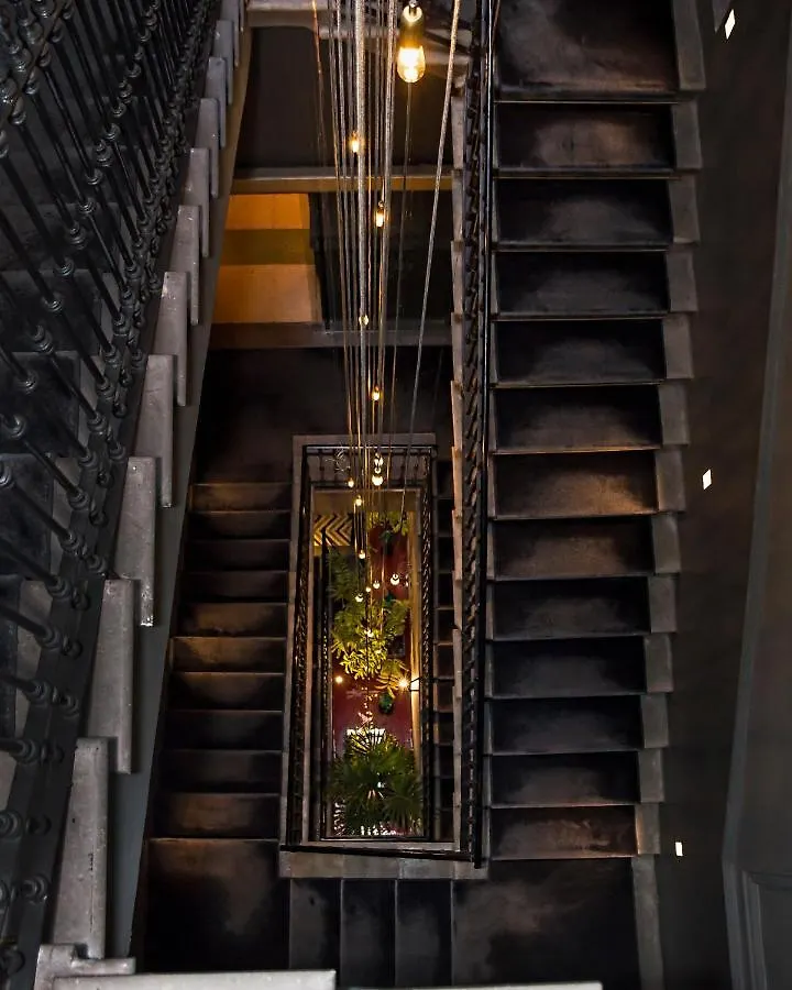 Roma Luxus Hotel