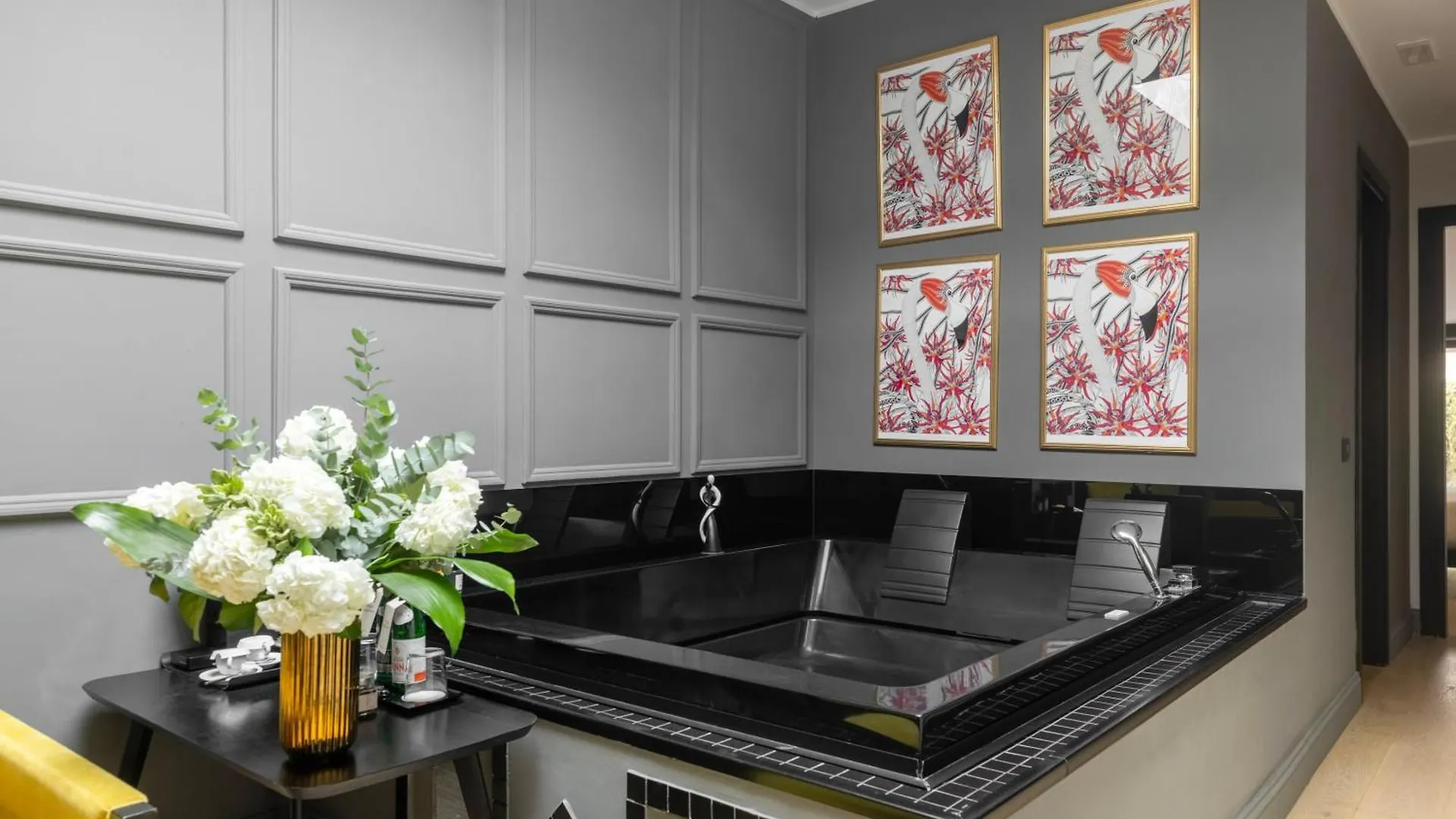 Roma Luxus Hotel
