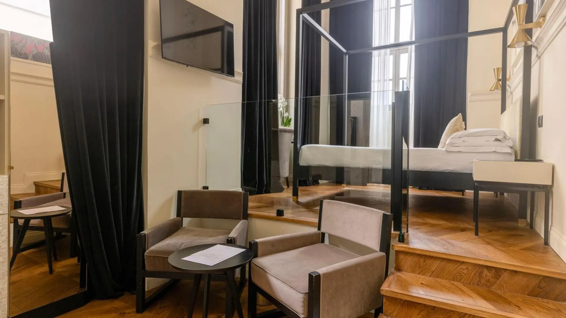 Roma Luxus Hotel