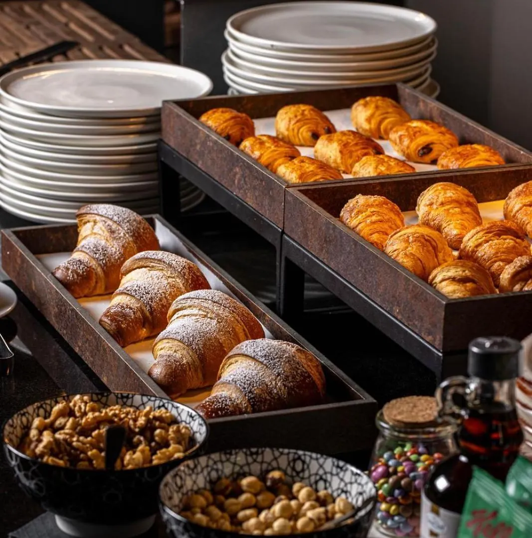 Roma Luxus Hotel