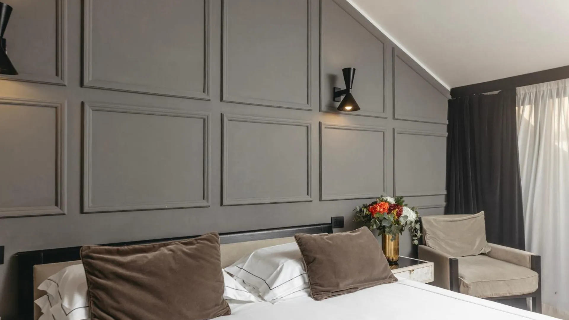 Roma Luxus Hotel