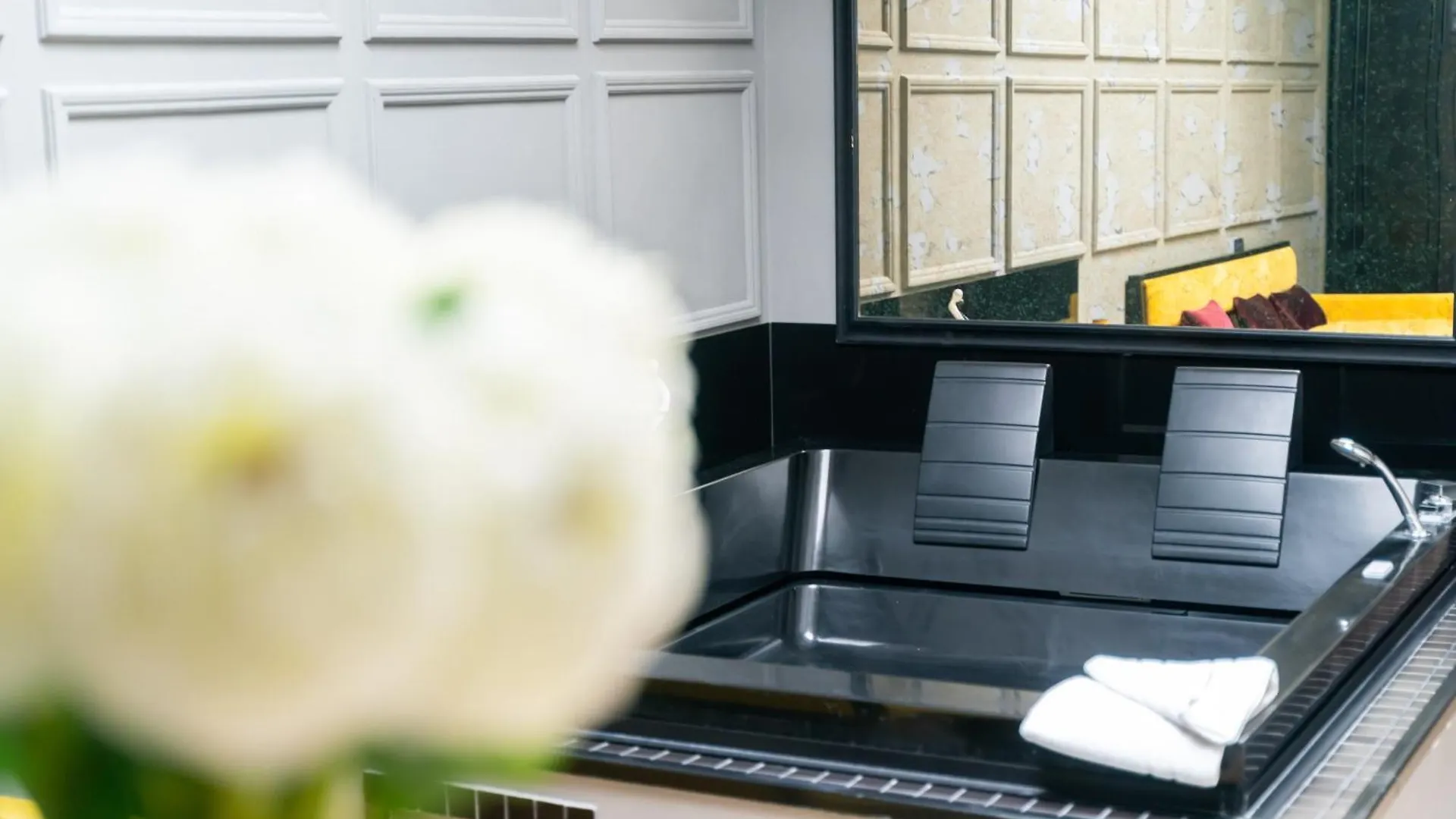 Roma Luxus Hotel